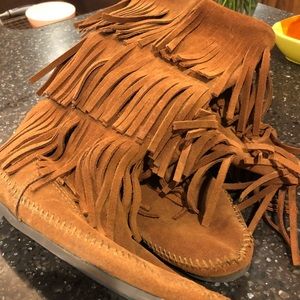 Women’s size 8 Minnetonka moccasins